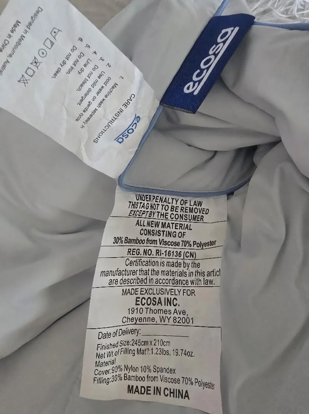 Ecosa Luxurious Cooling Quilt W/Cooling Fabric & Breathable Fill-Light Blue King